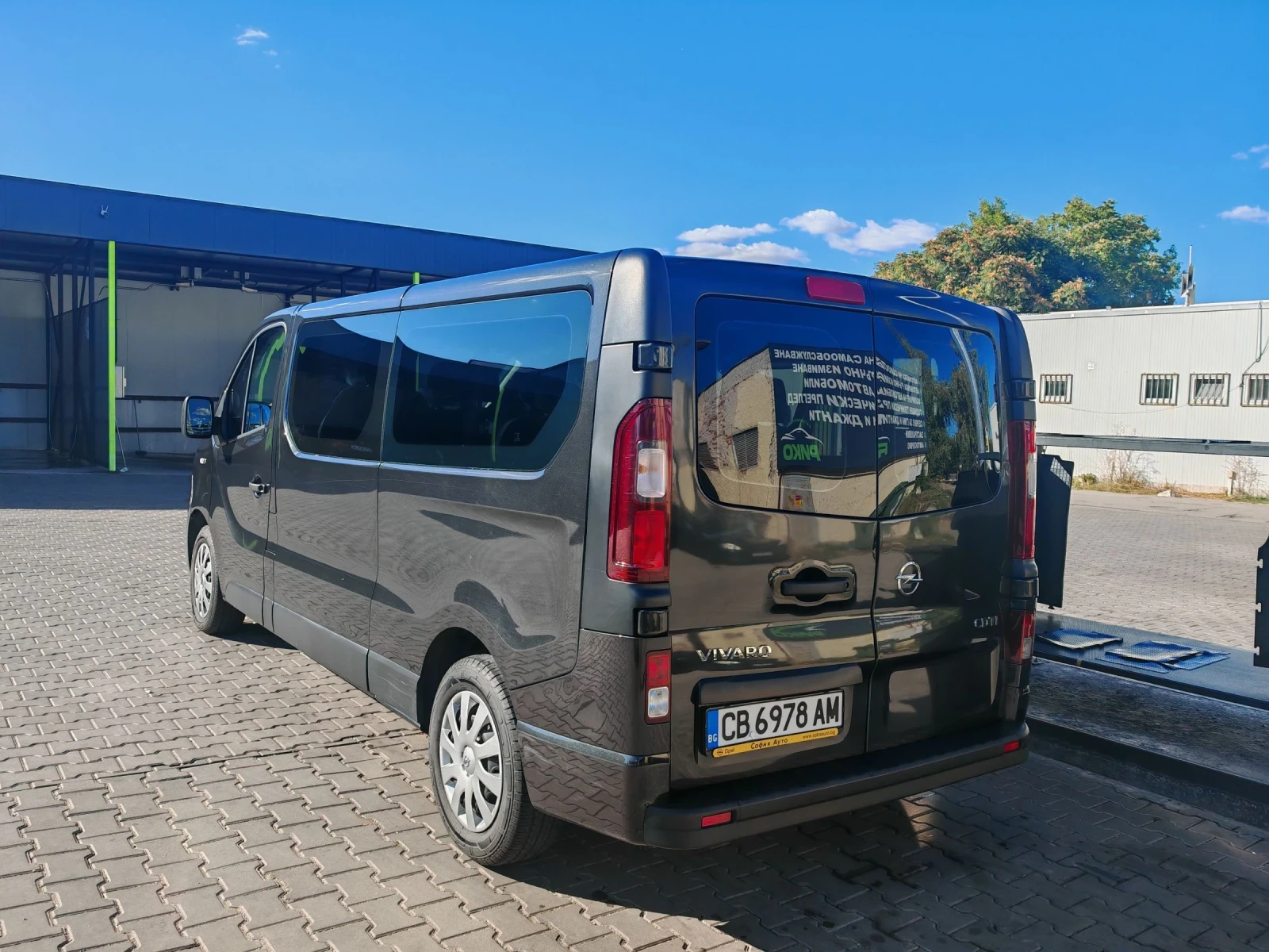 Renault Trafic, снимка 5 - Бусове и автобуси - 55397179