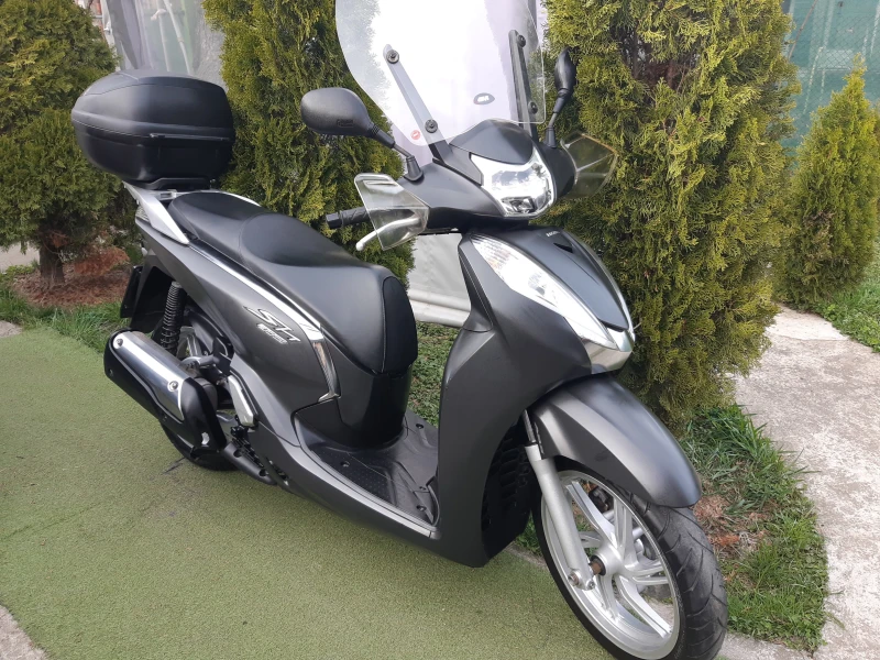 Honda Sh 300i/Abs/ два броя.