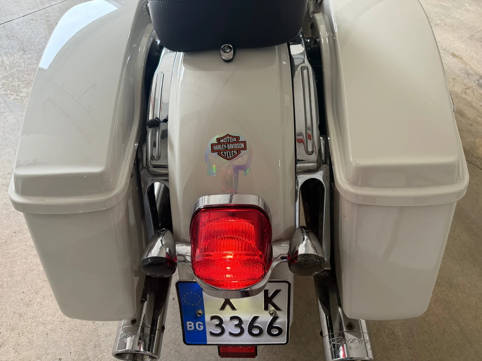 Harley-Davidson Electra Glide Classic Police 107 2017г - изображение 7