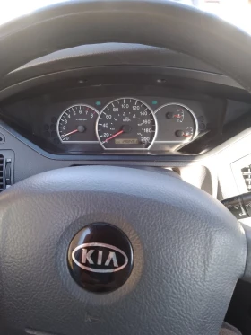 Kia Carens, снимка 5
