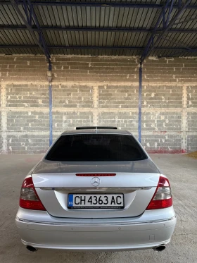 Mercedes-Benz E 320, снимка 2