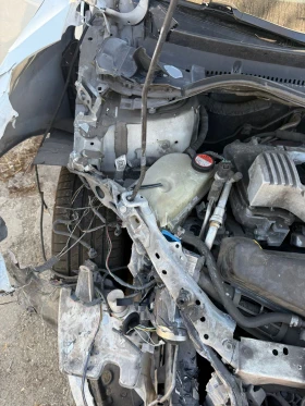 Toyota Auris 1.8HYBRID - 7800 лв. - 92570389 8