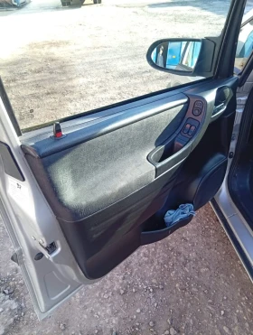 Opel Zafira - 1700 € / 3324.91 лв. - 38593279 13