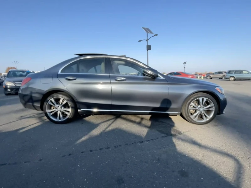 Mercedes-Benz C 300 burmester* multibeam led* Parking Assist, снимка 4 - Автомобили и джипове - 47842969