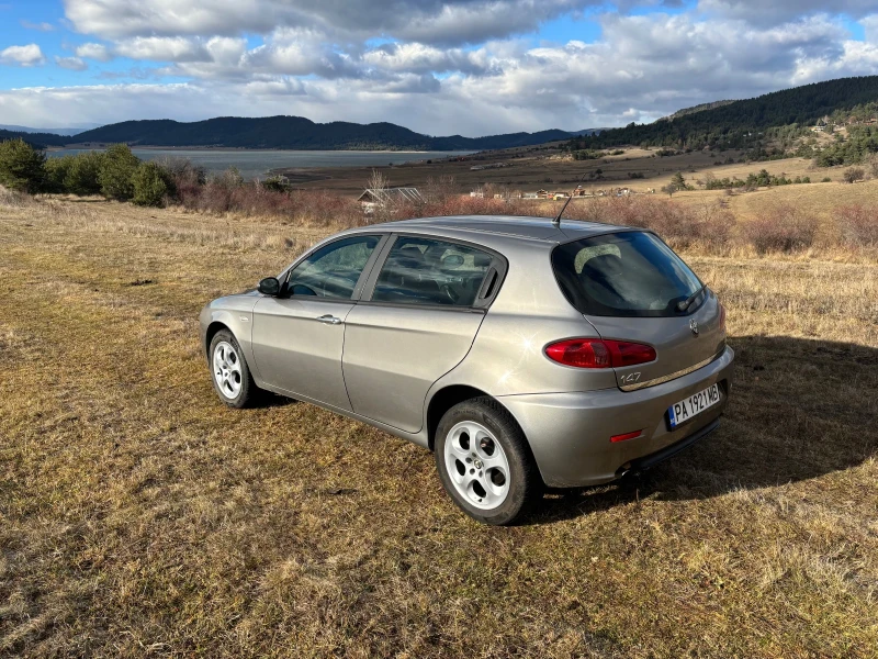 Alfa Romeo 147 1.9JTDm, снимка 4 - Автомобили и джипове - 48079783