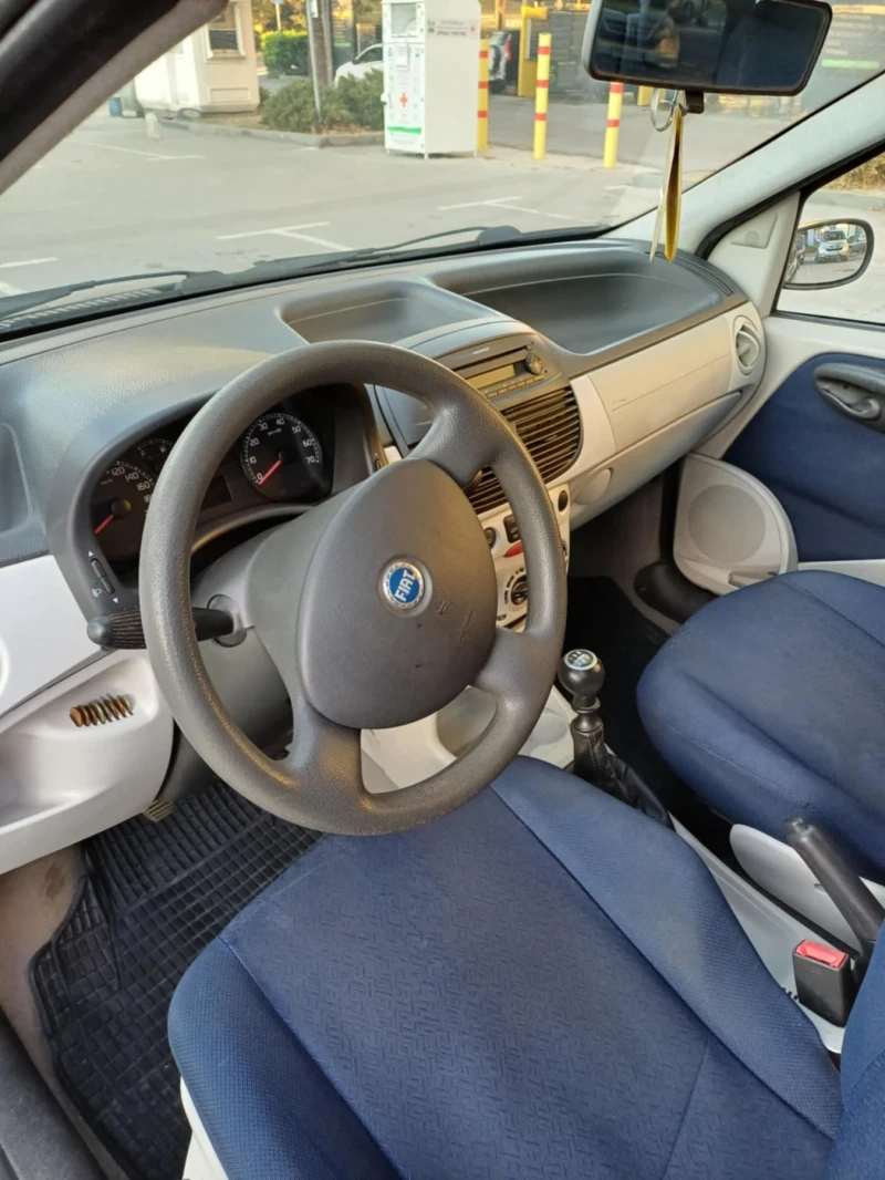 Fiat Punto, снимка 6 - Автомобили и джипове - 48325799