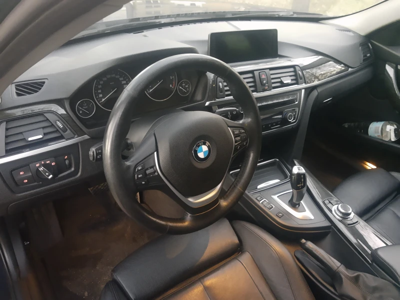 BMW 320, снимка 9 - Автомобили и джипове - 48990869