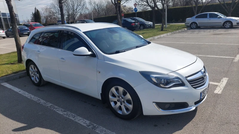 Opel Insignia, снимка 3 - Автомобили и джипове - 49594700