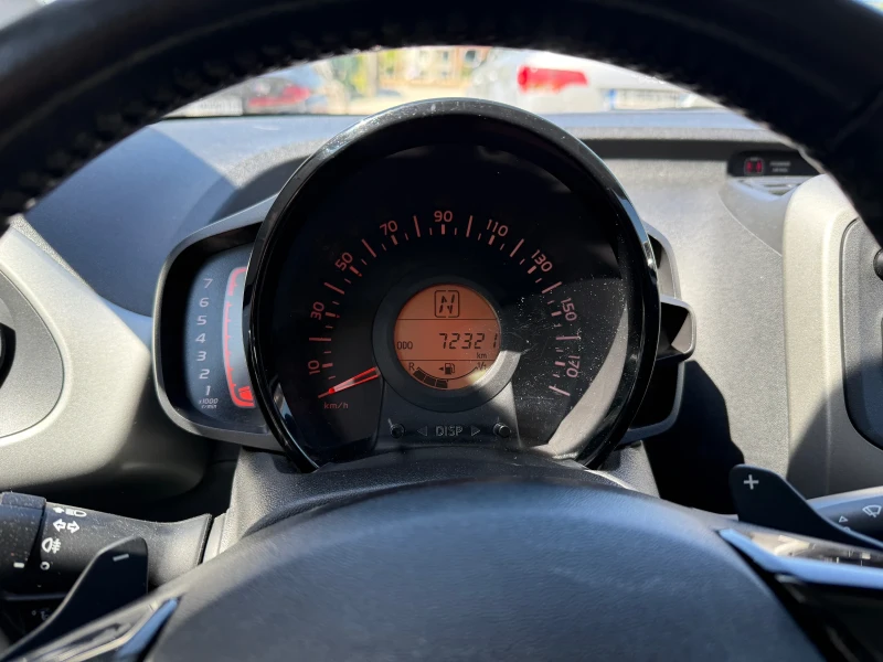 Toyota Aygo 1.0 Automatic, снимка 10 - Автомобили и джипове - 50149424