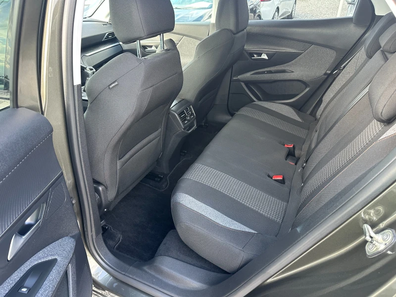 Peugeot 3008 1.5HDI 130cv E6D, снимка 7 - Автомобили и джипове - 50447743