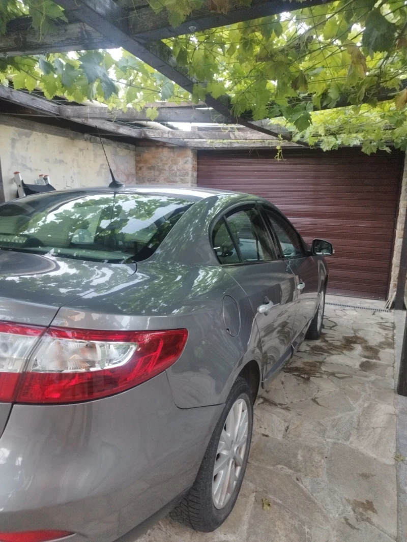 Renault Fluence, снимка 3 - Автомобили и джипове - 52846448