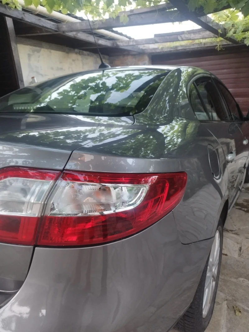 Renault Fluence, снимка 8 - Автомобили и джипове - 52846448