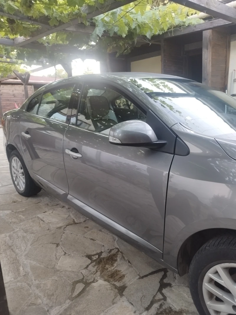 Renault Fluence, снимка 9 - Автомобили и джипове - 52846448