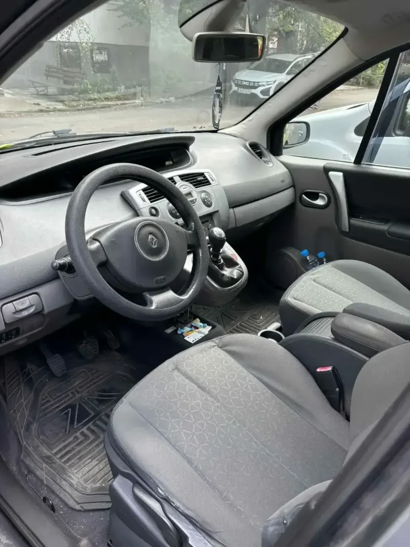 Renault Scenic, снимка 2 - Автомобили и джипове - 52052006