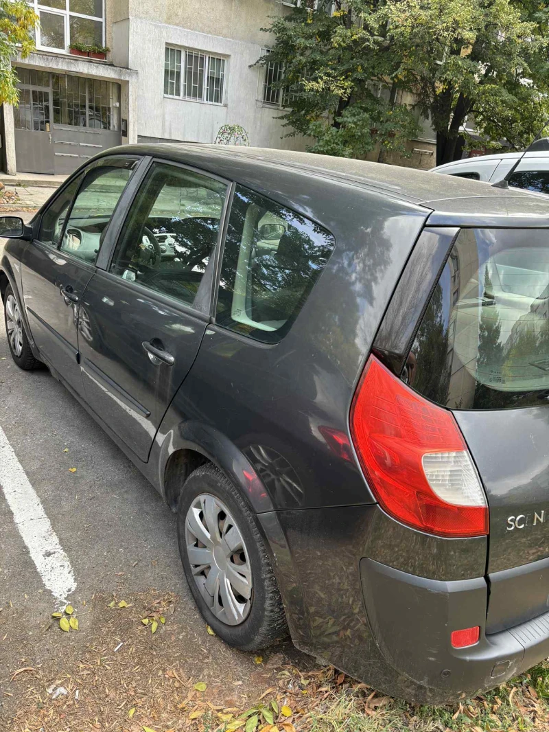 Renault Scenic, снимка 4 - Автомобили и джипове - 52052006