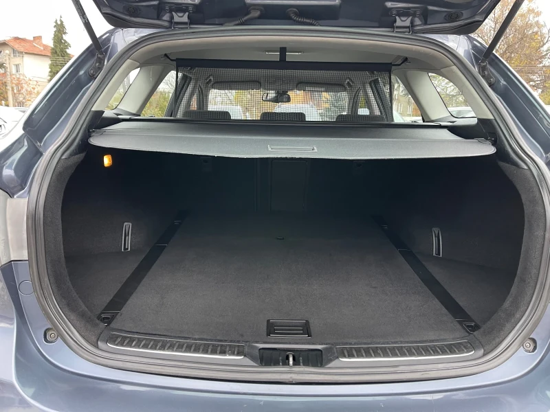 Toyota Avensis 2.0 VVT-I, 152 Hp, Бензин, 6 скорости, снимка 14 - Автомобили и джипове - 52313764