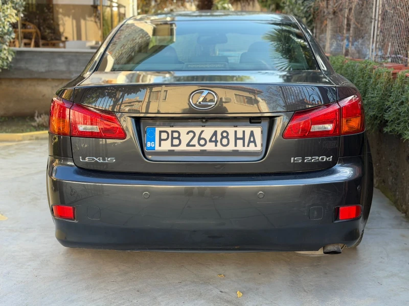 Lexus IS 220d, снимка 3 - Автомобили и джипове - 52794610