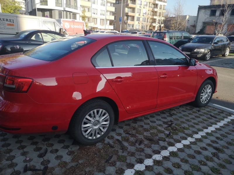 VW Jetta, снимка 4 - Автомобили и джипове - 52895740