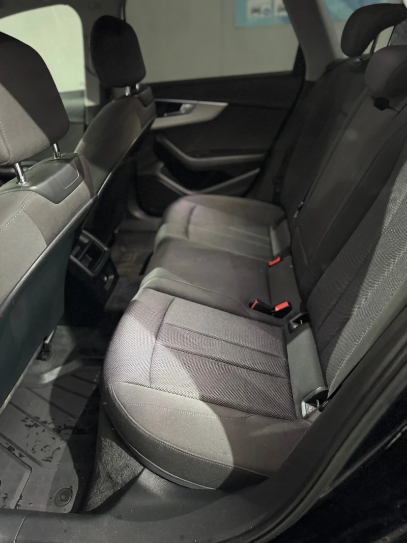 Audi A4, снимка 13 - Автомобили и джипове - 53035049