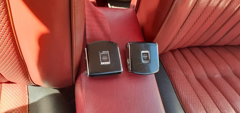 Opel Commodore, снимка 12 - Автомобили и джипове - 53122942