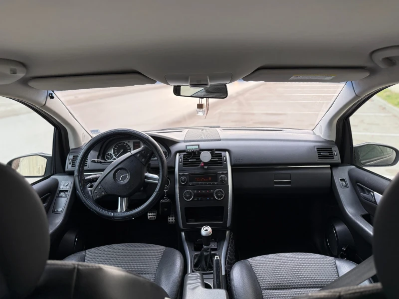 Mercedes-Benz B 180, снимка 8 - Автомобили и джипове - 53179719