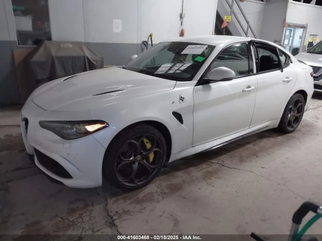 Alfa Romeo Giulia * QUADRIFOGLIO RWD* CARFAX* АВТОФИНАНСИРАНЕ*  - изображение 3