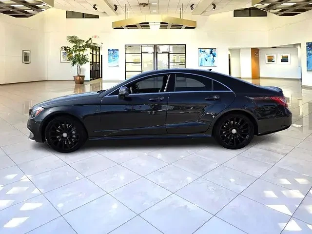 Mercedes-Benz CLS 500 4MATIC * * FACE * * CARFAX * * АВТО КРЕДИТ * * , снимка 6 - Автомобили и джипове - 52916204