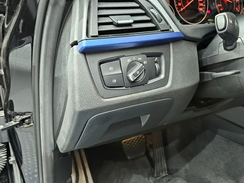 BMW 320 d-MSport - САМО 30% АВАНС, снимка 16 - Автомобили и джипове - 55706090