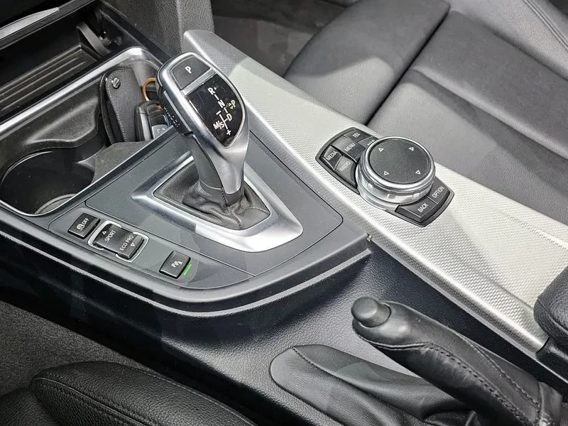 BMW 320 d-MSport - САМО 30% АВАНС, снимка 9 - Автомобили и джипове - 55706090