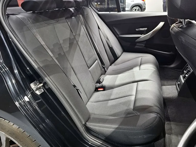 BMW 320 d-MSport - САМО 30% АВАНС, снимка 12 - Автомобили и джипове - 55706090