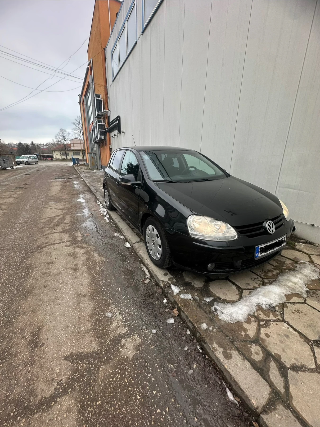 VW Golf 1.9 TDI   обслужен | чист салон | готов за, снимка 1