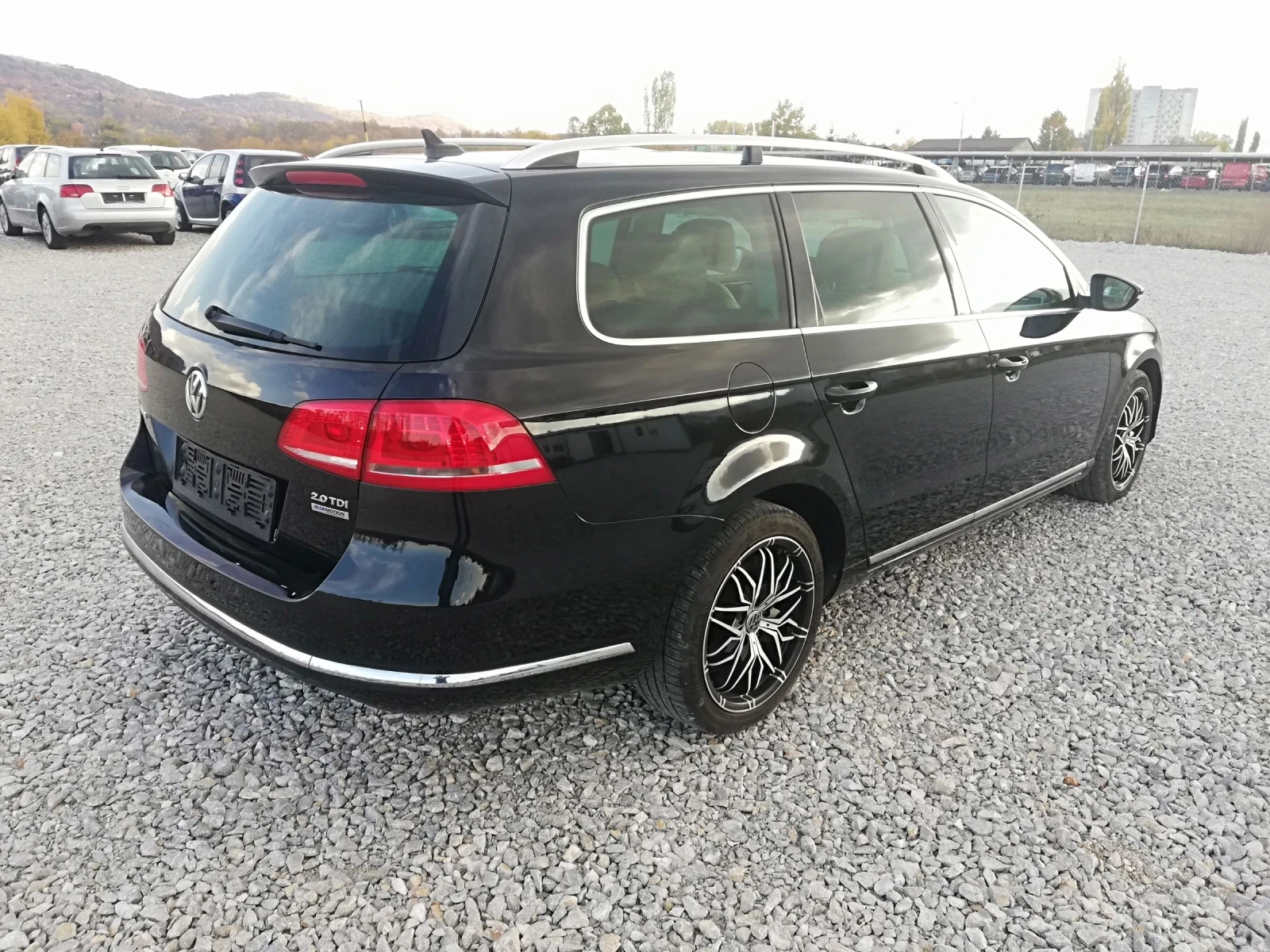 VW Passat 2.0TDI AVT KLI NAVI 140 - изображение 5