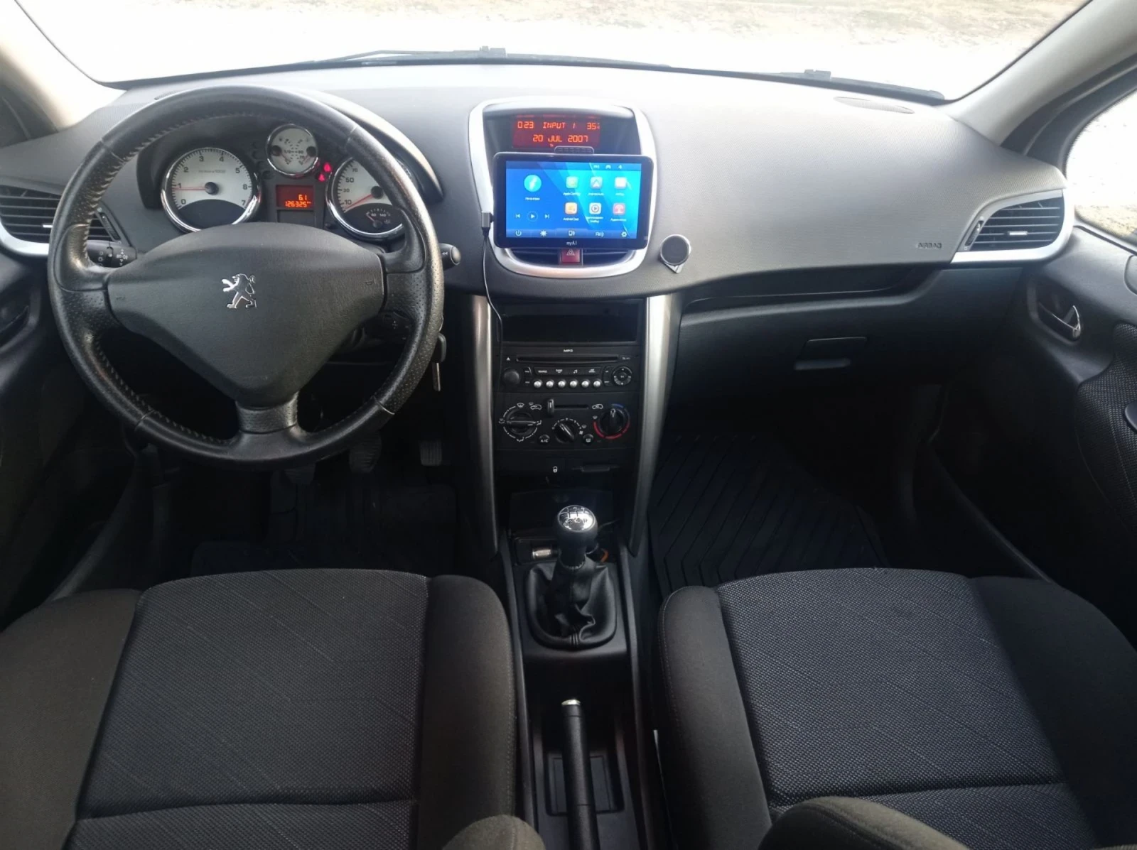 Peugeot 207 1.4i, 120х.км - изображение 9
