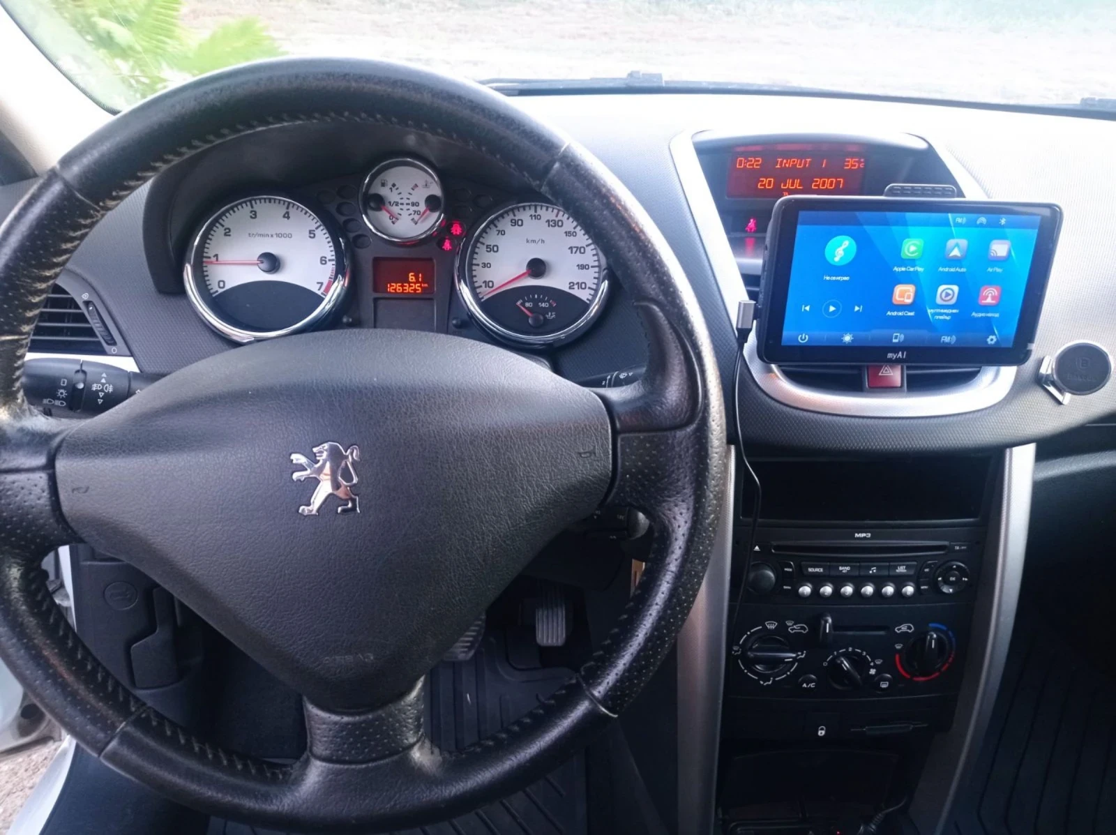 Peugeot 207 1.4i, 120х.км - изображение 10