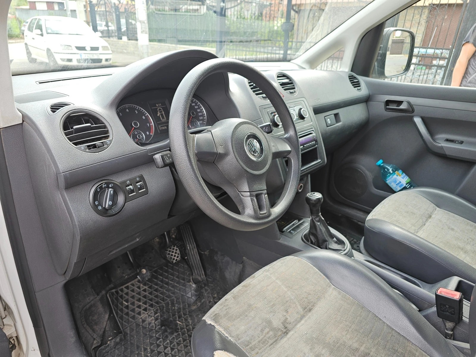 VW Caddy | Mobile.bg — изображение 11
