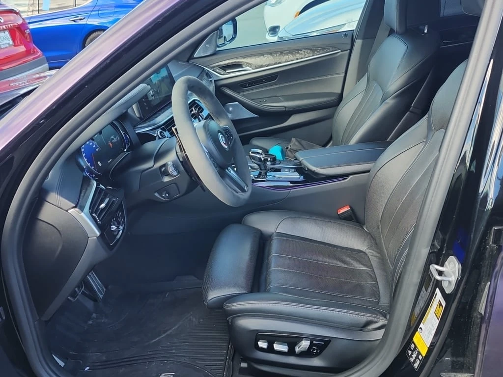 BMW 550 * M550I XDRIVE * CARFAX *    | Mobile.bg   5