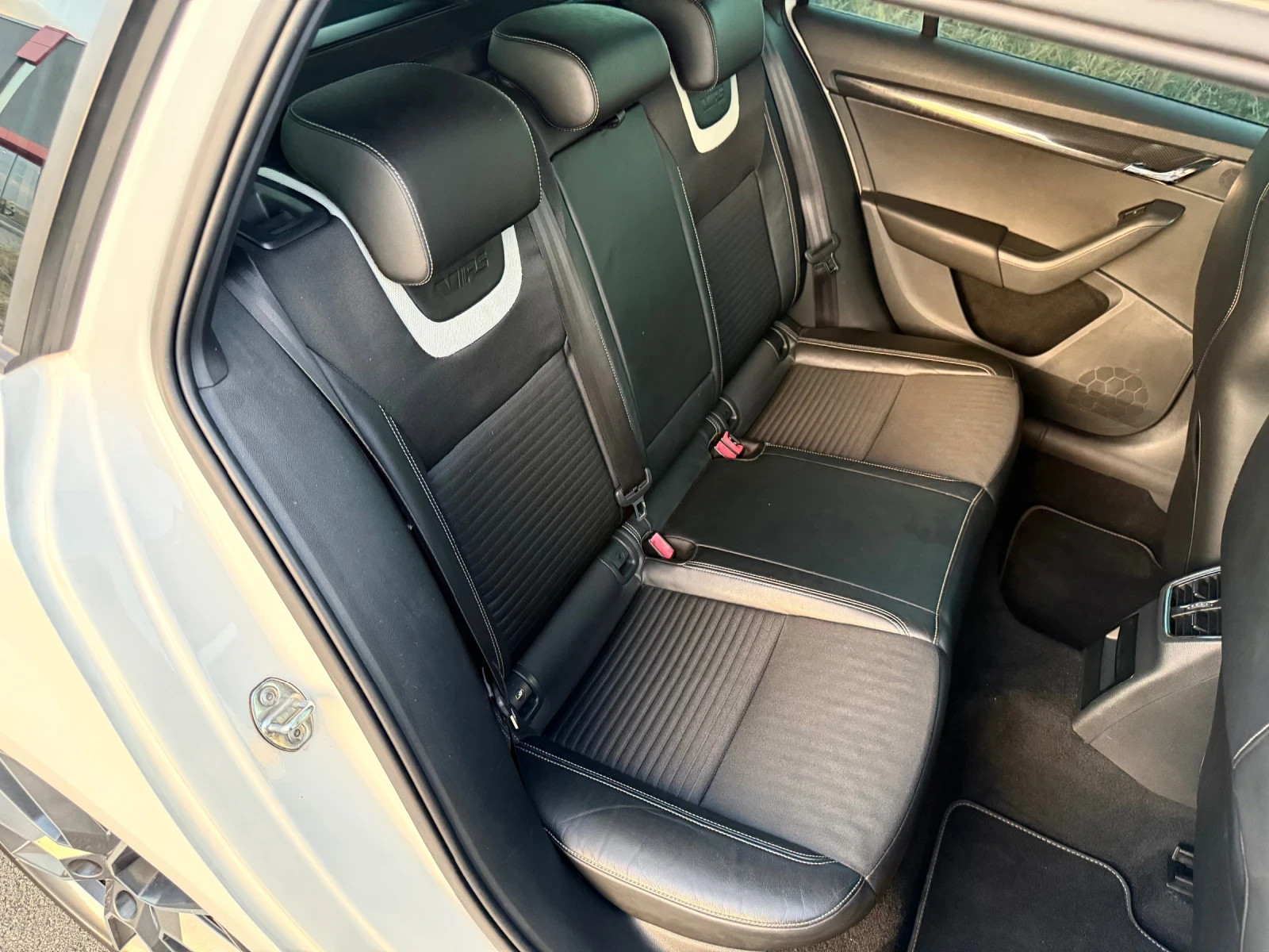 Skoda Octavia 2.0 TDI / VRS / LED / KOJA / NAVI / XENON  | Mobile.bg   12