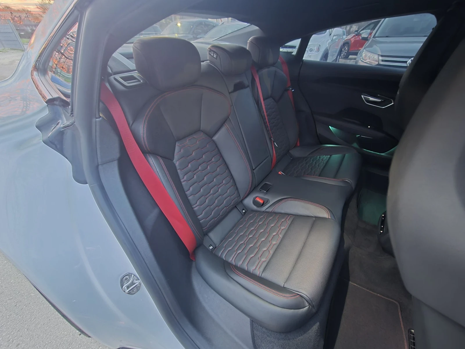 Audi E-Tron GT RS Head-up Laser Quattro �������� | Mobile.bg � ����������� 12