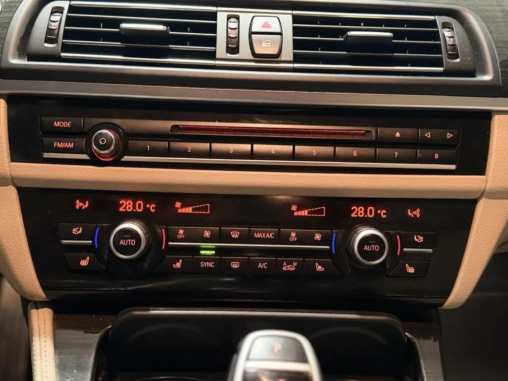 BMW 535 * 535i xDrive * CARFAX *    | Mobile.bg   15