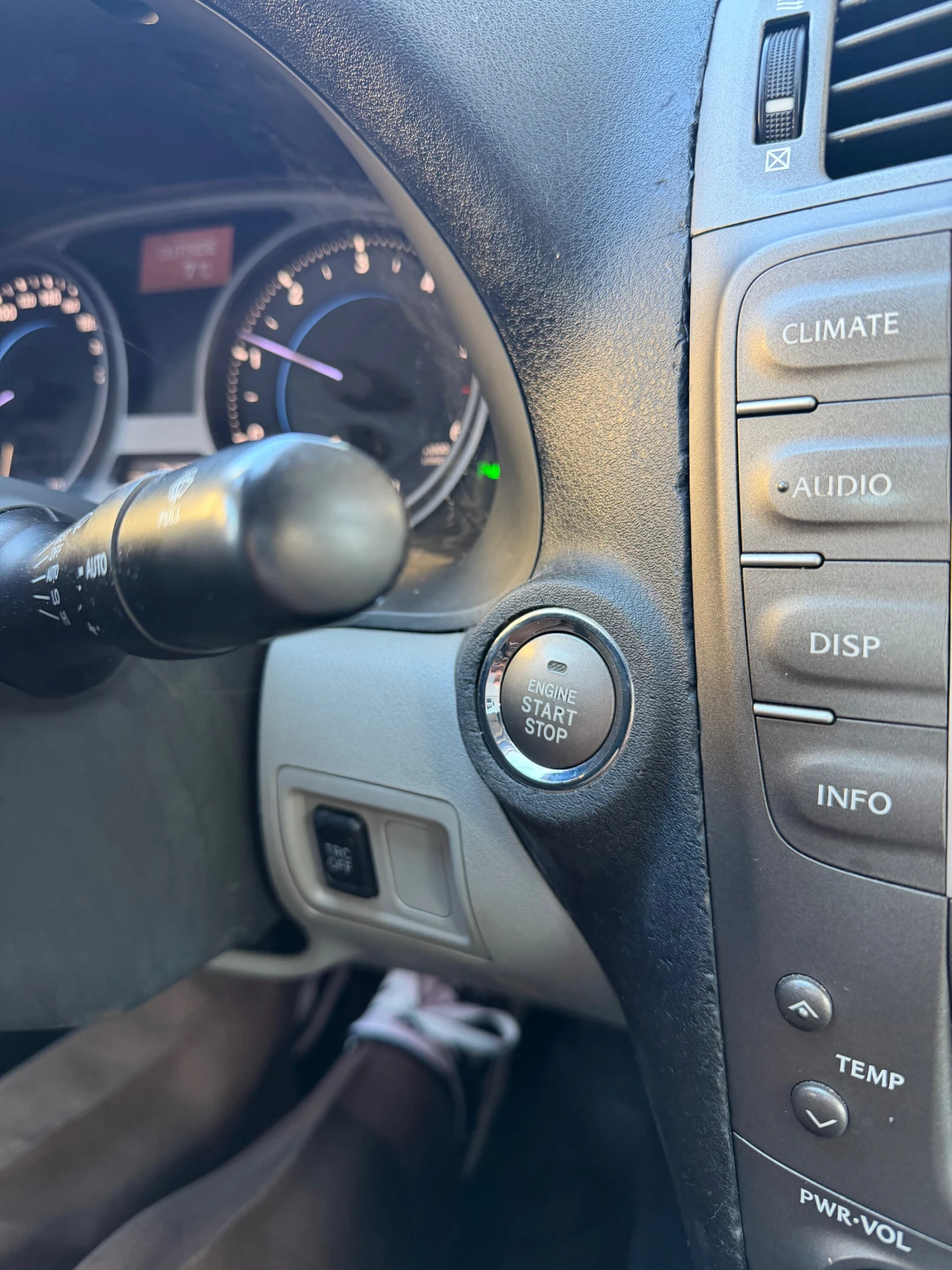 Lexus IS 220d | Mobile.bg � ����������� 11