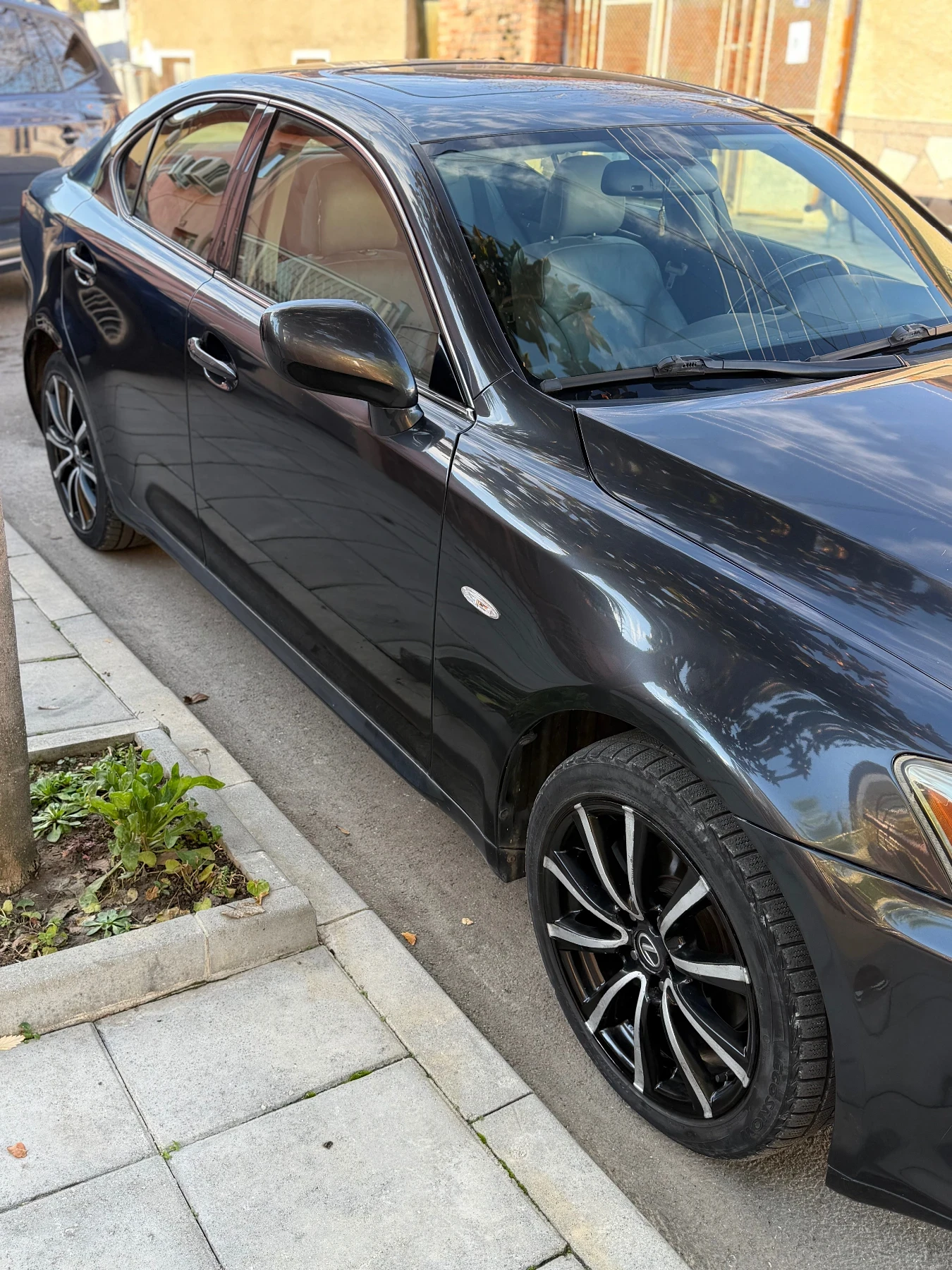 Lexus IS 220d | Mobile.bg � ����������� 6