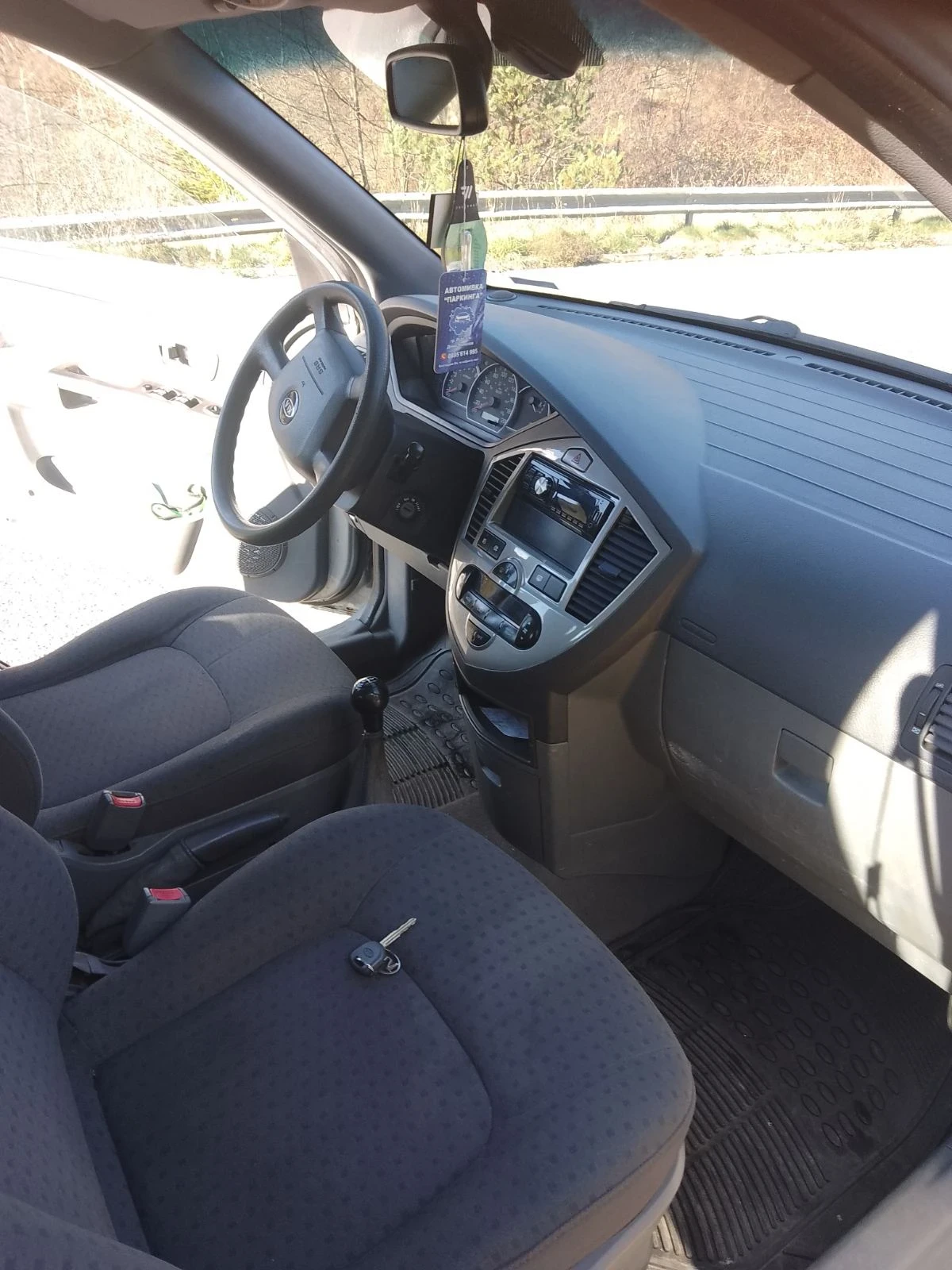 Kia Carens, снимка 3 - Автомобили и джипове - 53727842