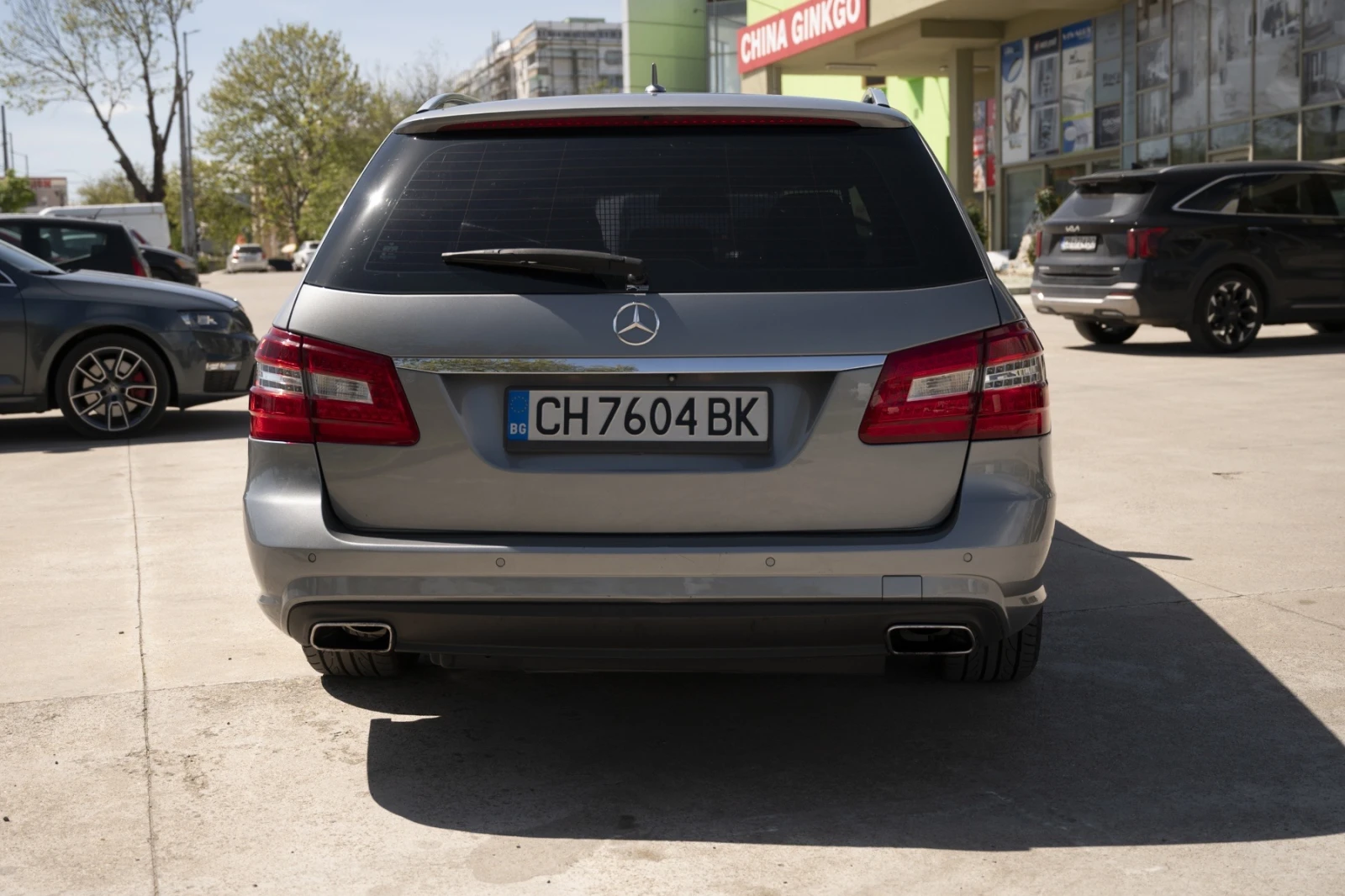 Mercedes-Benz E 350, снимка 3 - Автомобили и джипове - 54382776