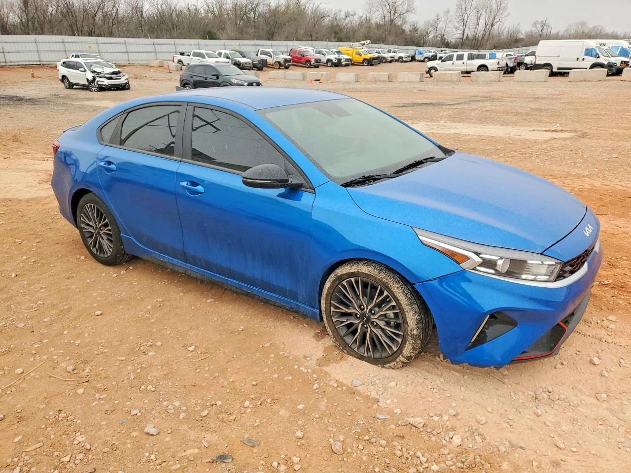 Kia Forte 2.0* GT-LINE* РЕАЛНИ КМ, снимка 2 - Автомобили и джипове - 54083479