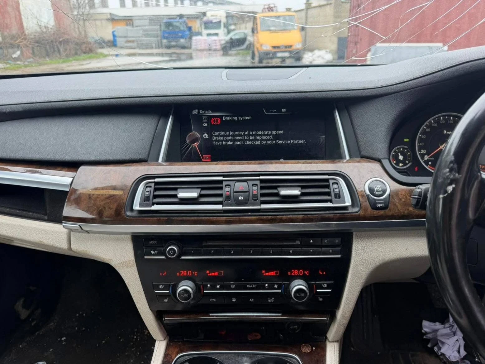 BMW 730 Ф01 Lci, снимка 12 - Автомобили и джипове - 54140031