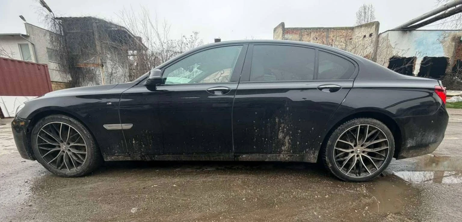 BMW 730 Ф01 Lci, снимка 2 - Автомобили и джипове - 54140031