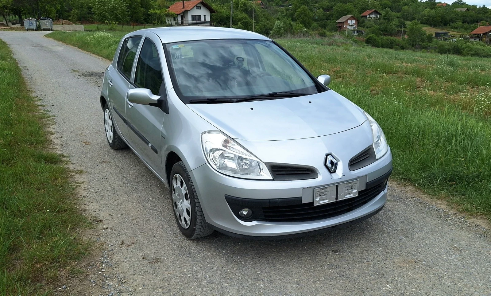 Renault Clio 1.5DCI 86 кс. , снимка 3 - Автомобили и джипове - 54574820