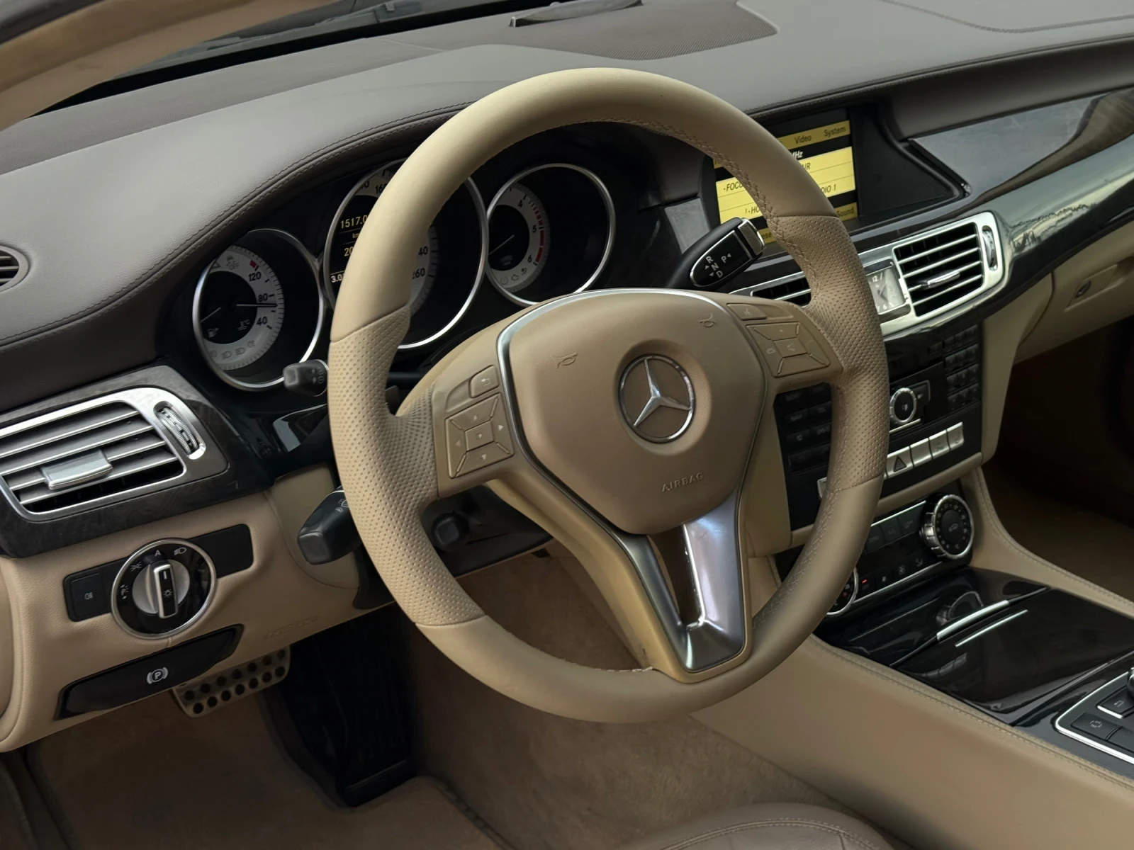 Mercedes-Benz CLS 350 CDI , снимка 8 - Автомобили и джипове - 54874851