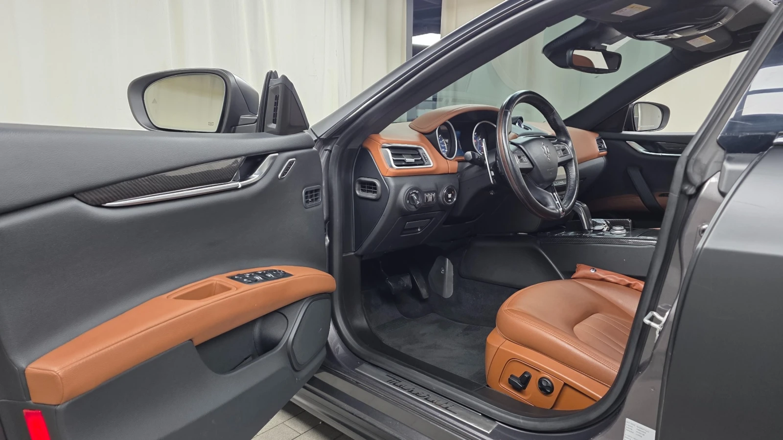 Maserati Ghibli 3.0 V6, снимка 7 - Автомобили и джипове - 55460952
