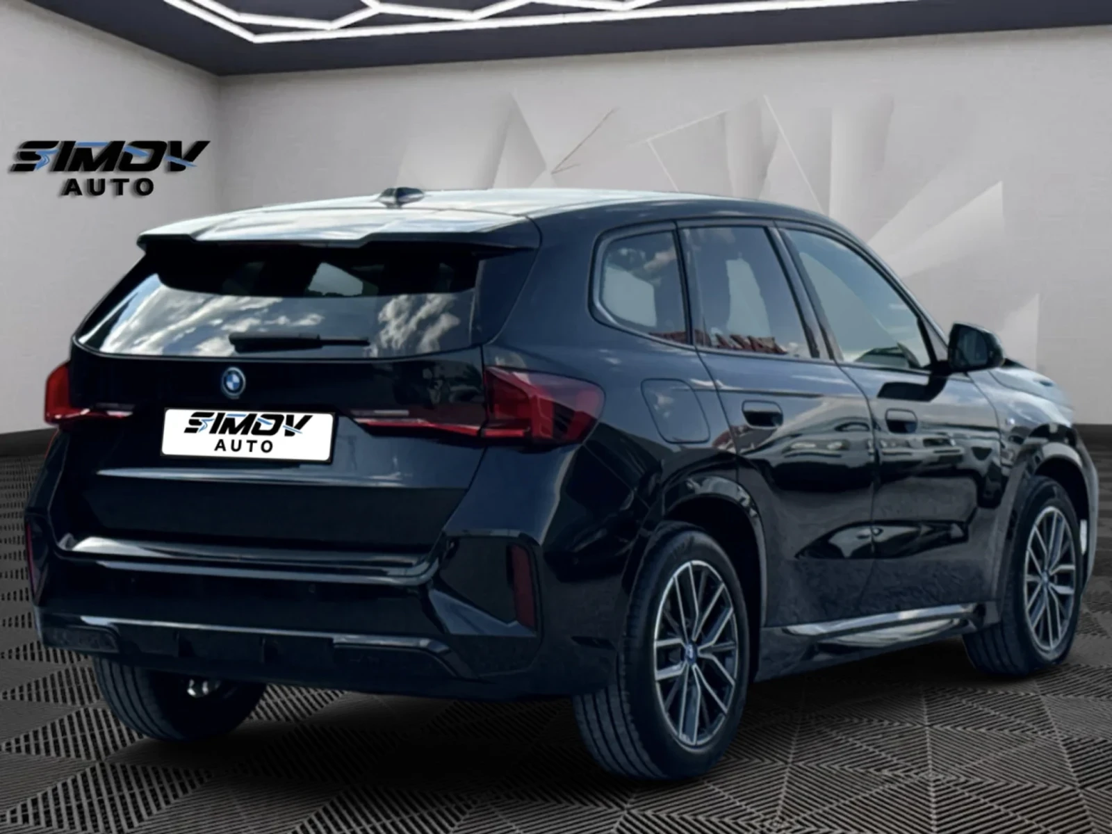 BMW iX1 68KWH M-PACKET X-DRIVE SOH-100% ���������� ���� | Mobile.bg � ����������� 4